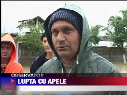 Ploile si vijeliile au pus deja stapanire pe toata tara