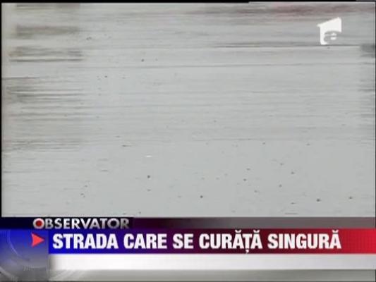 Prima strada din Romania care se curata singura