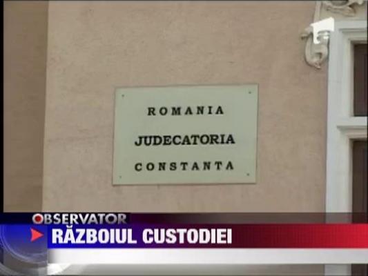 A inceput razboiul pentru custodia fiicei Larei Saban