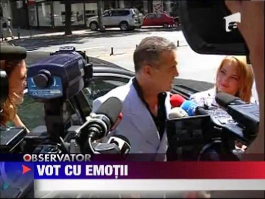 Politicienii au iesit la vot inca de la primele ore ale diminetii