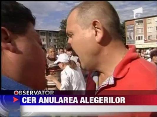 Hunedoreni cer anularea alegerilor