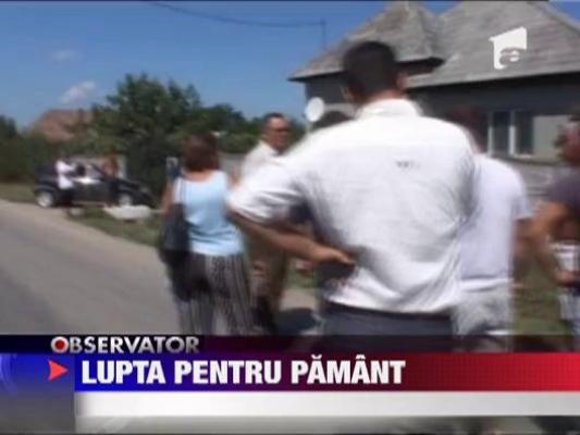 Scandal ca la usa cortului in localitatea clujeana Micu!