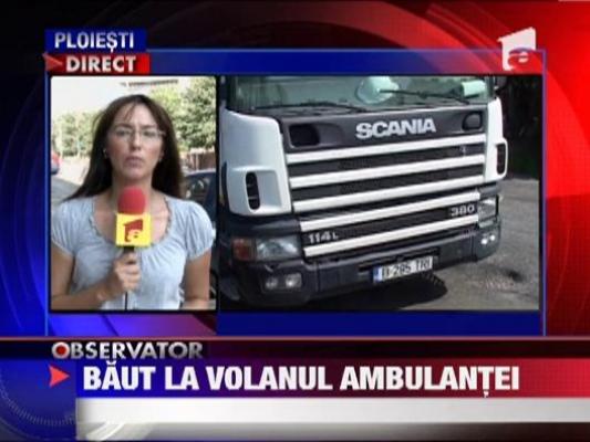 O ambulanta condusa de un SOFER BEAT, implicata intr-un accident ‎