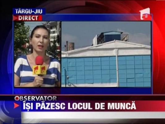 Zeci de angajati ai Alro Slatina pazesc hala de prelucrare a aluminiului de teama sa nu fie inchisa