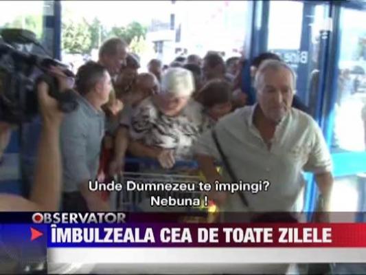 Imbulzeala la deschiderea unui supermarket din Ploiesti