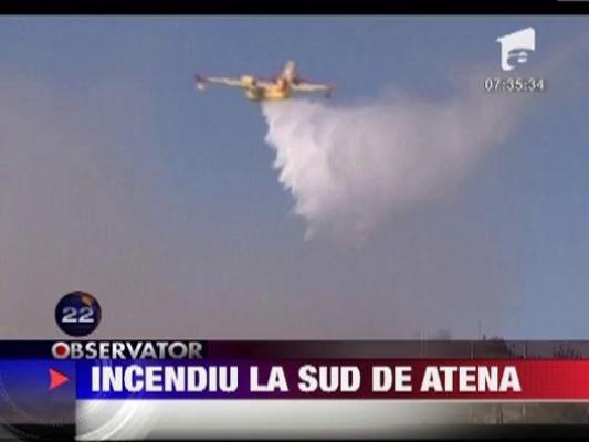 Incendiu la sud de Atena