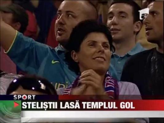 Primul meci oficial al Stelei, cu stadionul jumatate gol