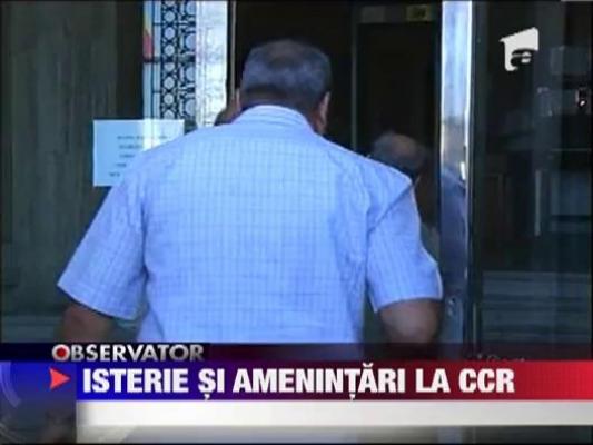 Urlete si amenintari la Curtea Constitutionala!