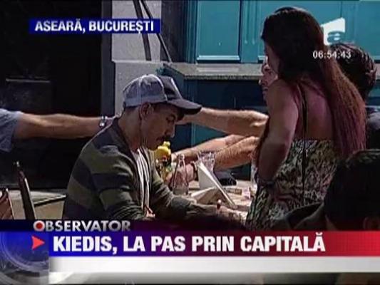 Solistul trupei Red Hot Chilli Peppers, la pas prin Centrul Vechi