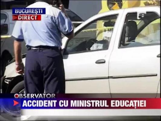 Ecaterina Andronescu, implicata intr-un accident rutier