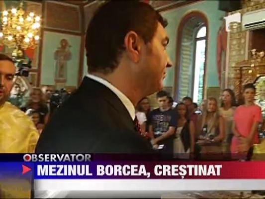 Cristi Borcea si-a botezat astazi baietelul de 3 luni