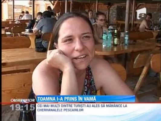 Toamna i-a prins in Vama pe turistii