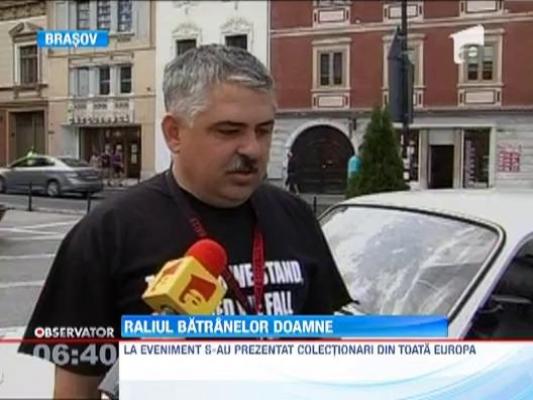 50 de masini de epoca au facut senzatie la Brasov