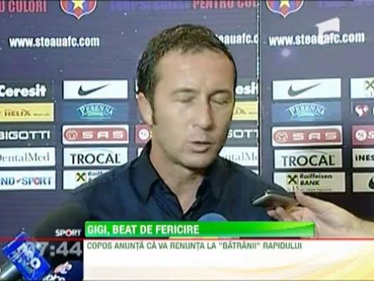 Gigi Becali, spectacol dupa Steaua - Rapid. S-a urcat iar pe masina si si-a turnat sampanie in cap!