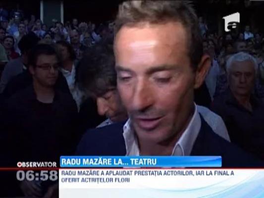 Radu Mazare a lasat pentru o seara petrecerile din club si a mers la teatru