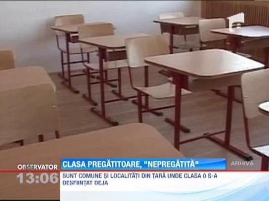 Probleme la clasa zero. Zeci de parinti isi retrag copiii