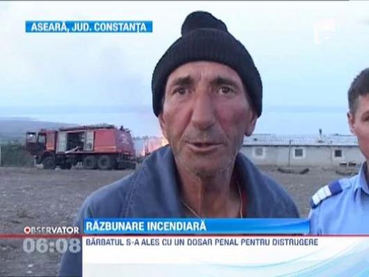 Un angajat nemultumit a incendiat o ferma din Constanta