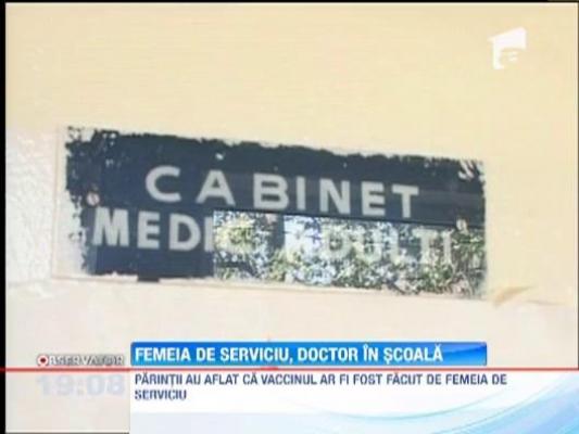 UPDATE! Elevii unui liceu din Constanta, vaccinati de femeia de serviciu