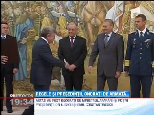 Regele Mihai a primit Emblema de Onoare a Armatei Romaniei