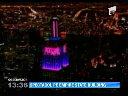 Un nou sistem de lumini multicolore a fost inaugurat pe Empire States Building