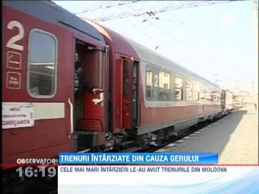 Trenuri intarziate din cauza gerului