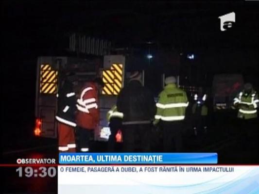 Sfarsit groaznic pentru doi barbati din Hunedoara!  Masina lor a fost izbita violent de o duba