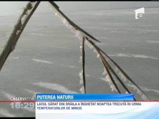 Fenomen meteo extrem: Lacul Sarat a inghetat!