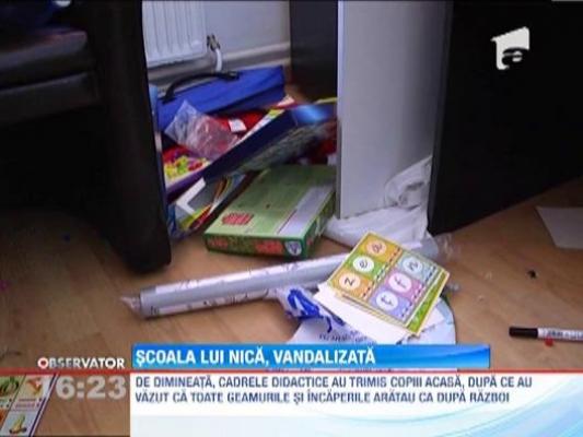 Scoala din Humulesti, la care a invatat Ion Creanga, a fost vandalizata