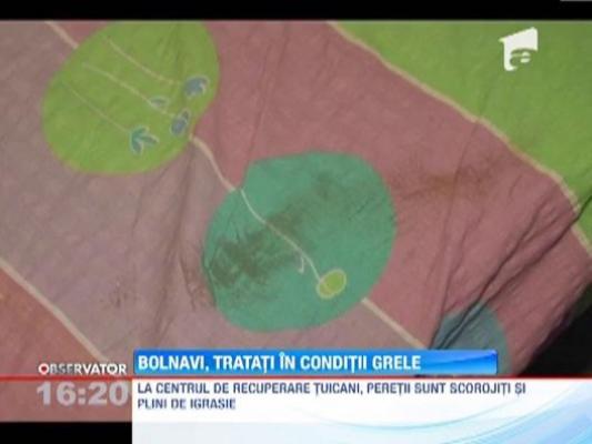 Dambovita: 125 de bolnavi cu probleme psihice de la un centru de recuperare traiesc in conditii greu de imaginat