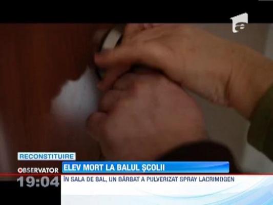 Un elev de 18 ani din Huedin a murit la Balul Indragostitilor dupa ce un barbat i-a pulverizat spray paralizant in fata