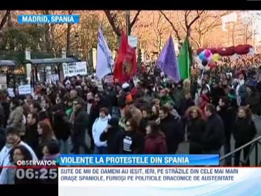 Violente la protestele din Spania: doi politisti raniti si peste 40 de manifestanti arestati