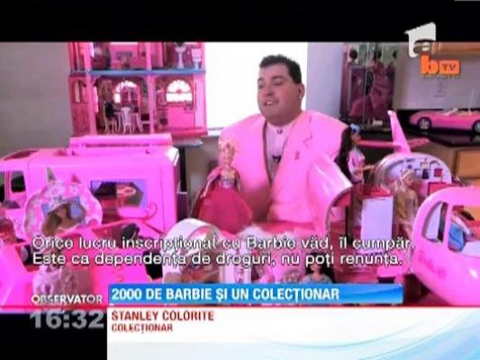 Un american de 41 de ani colectioneaza de peste 10 ani papusi Barbie