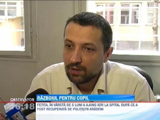 Fetita pentru care parintii s-au batut in strada, langa Bacau, a ajuns la spital