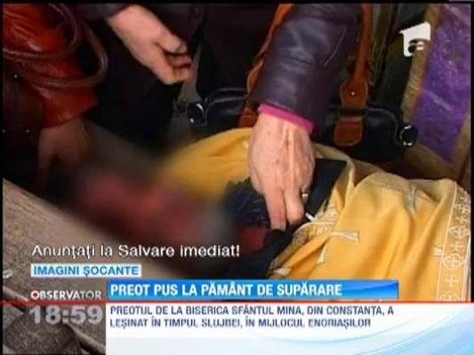 Dragostea de biserica era sa-l bage in mormant! Un preot din Constanta a lesinat in timpul slujbei la Sfantul Mina