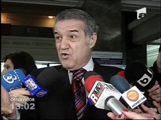 S-a rezolvat, s-a amanat! Judecatorii au stabilit un nou termen in Dosarul "Valiza"