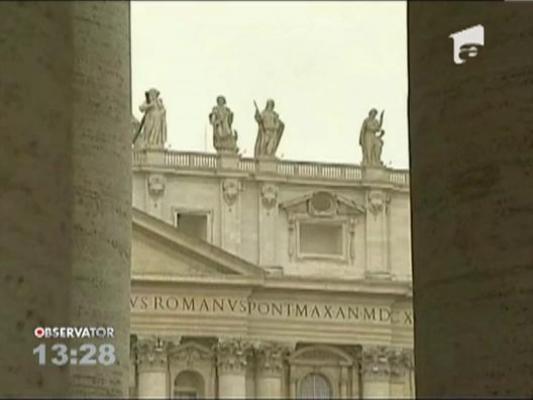 Papa Francisc vrea sa inchida Banca Vaticanului