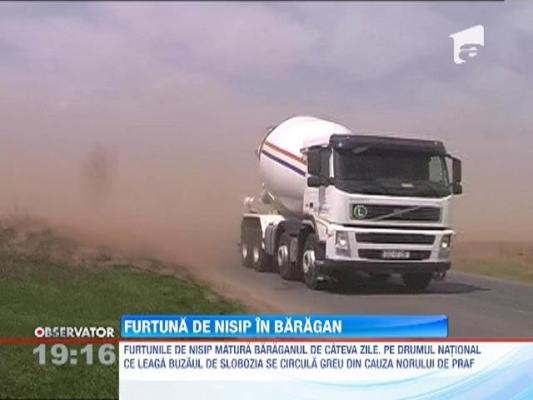 Furtuna de nisip in Baragan