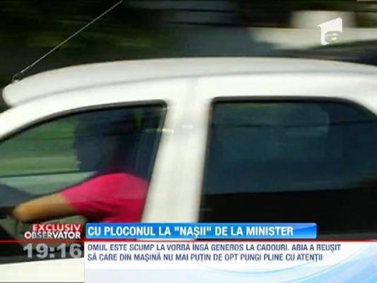 Angajatii din ministere au inceput sa primeasca atentii de Paste