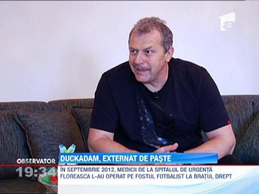 Duckadam, externat de Paste