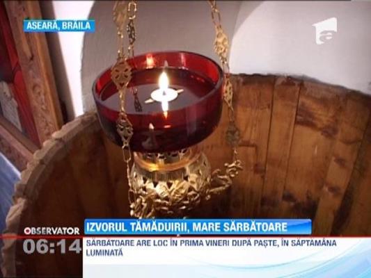 Credinciosii crestin-ortodocsi praznuiesc Izvorul Tamaduirii