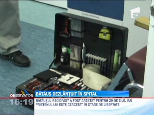 Un brancardier si un agent de paza, batuti in incinta spitalului din Petrosani