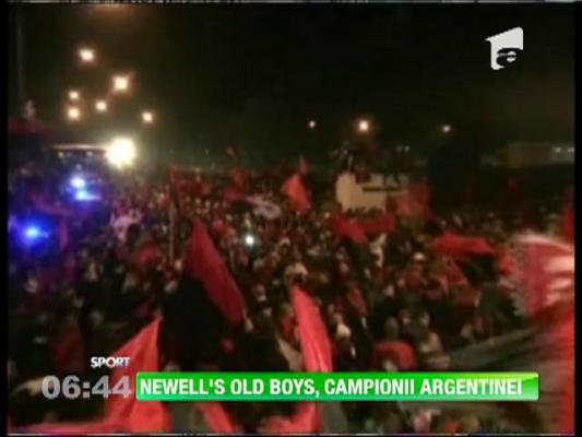 Campionii de la Newell's Old Boys au sarbatorit alaturi de suporteri