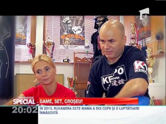 SPECIAL! Fosta jucatoare de tenis Ruxandra Dragomir ia lectii de kempo