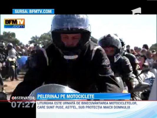 Pelerinaj pe motociclete intr-un sat din nord-vestul Frantei