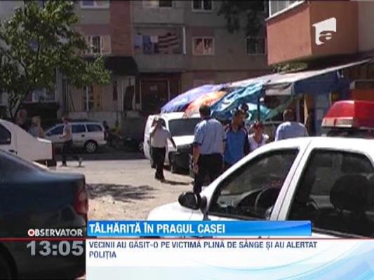 UPDATE! O batrana a ajuns la spital mai mult moarta dupa ce a fost talharita in pragul casei de un individ mascat