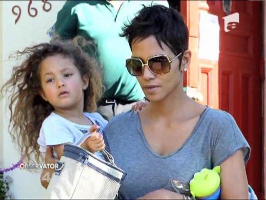 Actrita Halle Berry a nascut un baietel