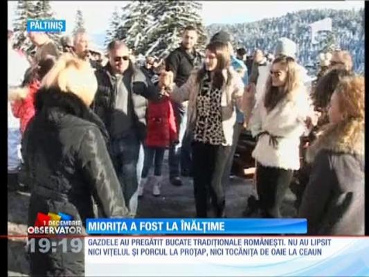 Au petrecut Ziua Naţională la peste 2000 de metri altitudine