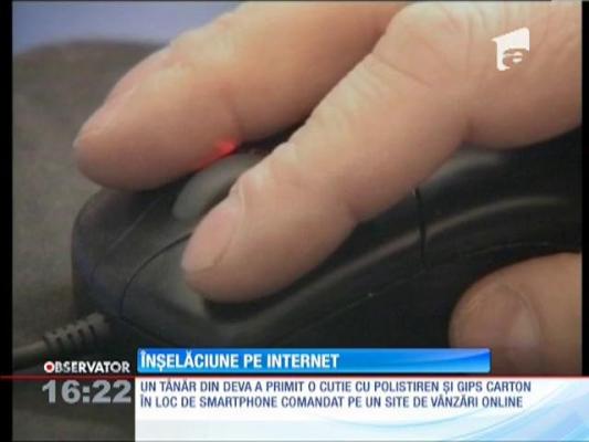 A cumpărat un smartphone, dar a primit bucăţi de polistiren