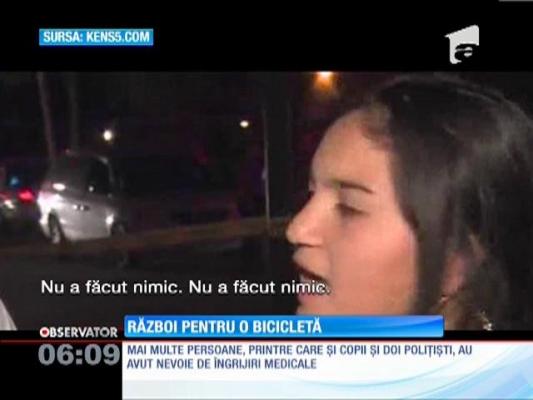 O familie de rromi a băgat doi poliţişti texani în spital!