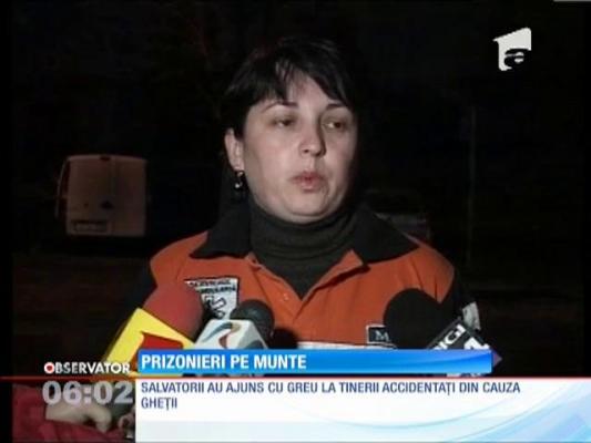 Patru tineri au fost salvați dintr-o prăpastie